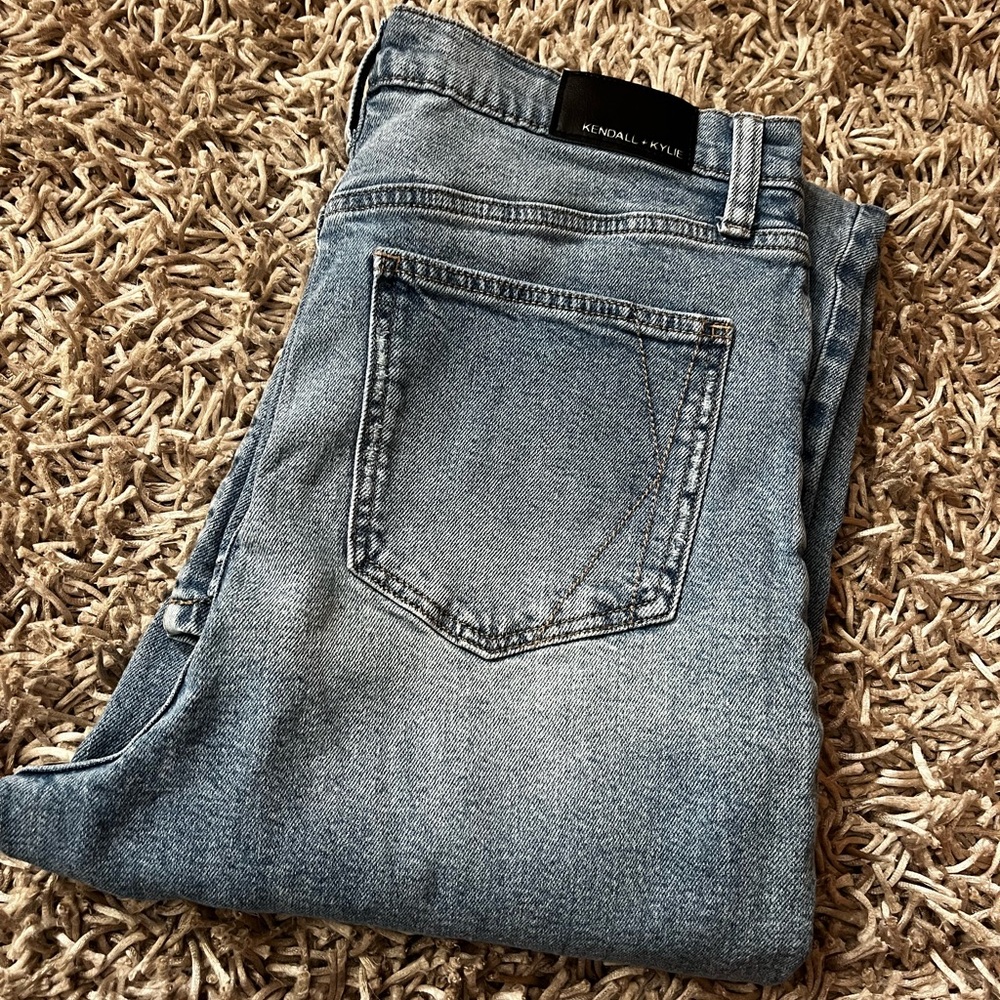 Kendall & Kylie Women’s Skater Jeans